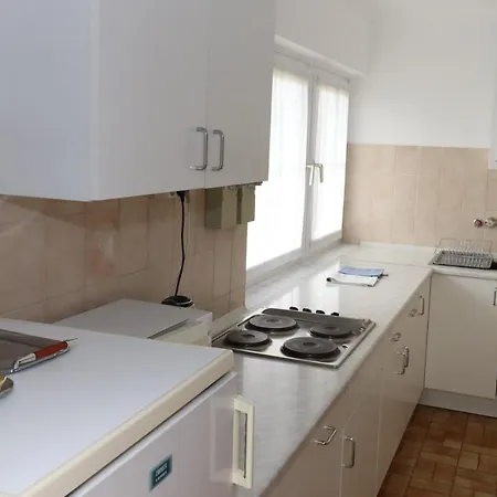 Galagonya I. Ii. 3* Balatongyörök