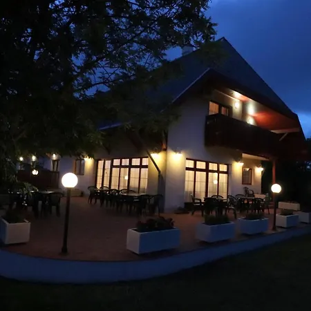 Pensjonat Galagonya I. Ii. Balatongyörök