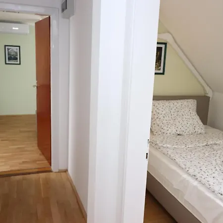 Galagonya I. Ii. Balatongyörök