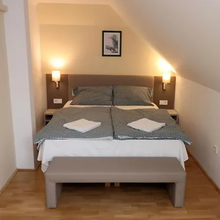 Galagonya I. Ii. Balatongyörök