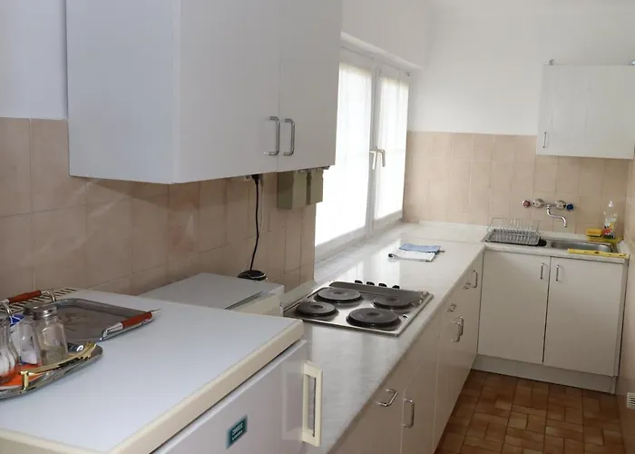 Galagonya I. Ii. 3* Balatongyörök