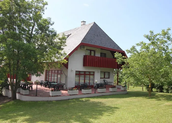 Galagonya I. Ii. Balatongyörök