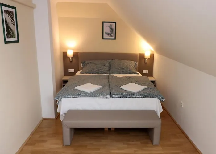 Galagonya I. Ii. Balatongyörök