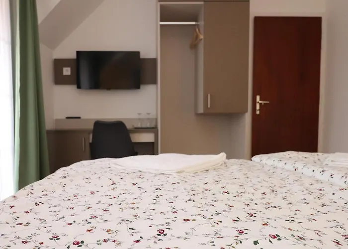 Galagonya I. Ii. Balatongyörök